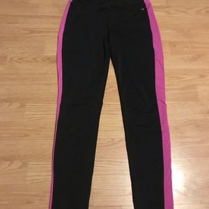 Black and pink leggings
